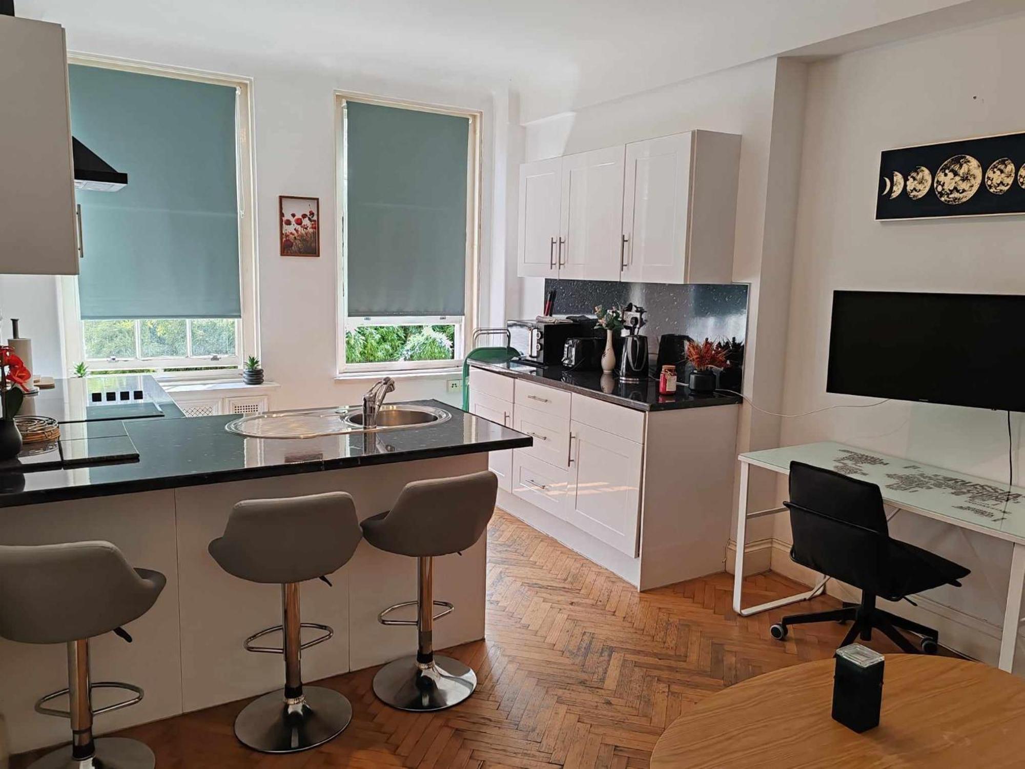 One Bedroom Apartment By Bayswater, Hyde Park Лондон Екстериор снимка